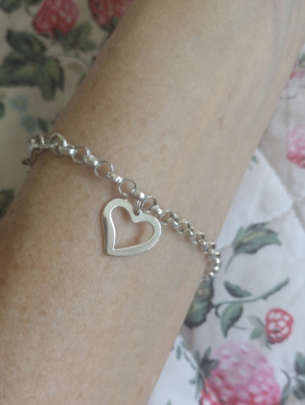 Sterling Silver Charm Bracelet! - Picture 10 of 12